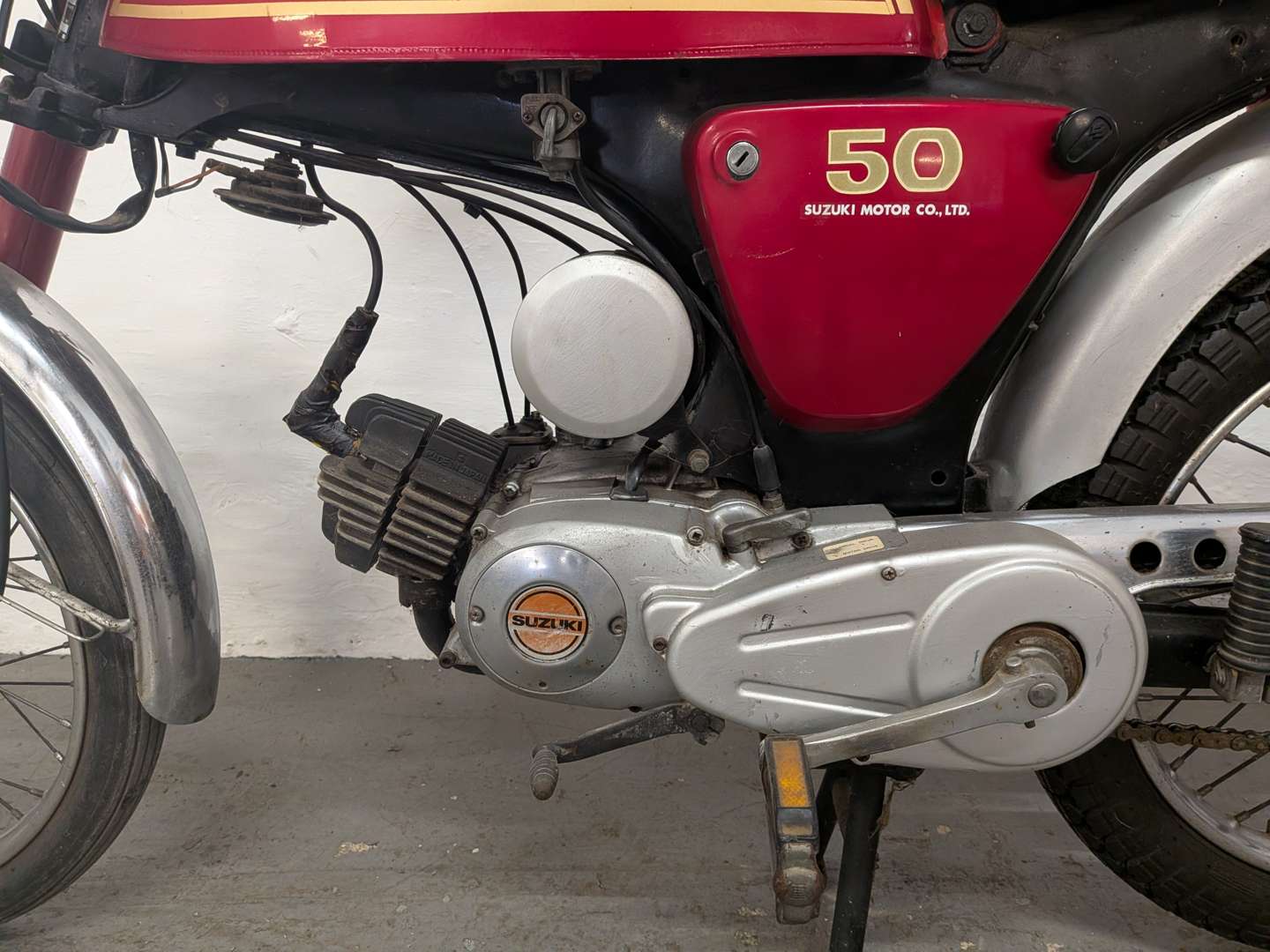 <p>1977 SUZUKI AP50</p>