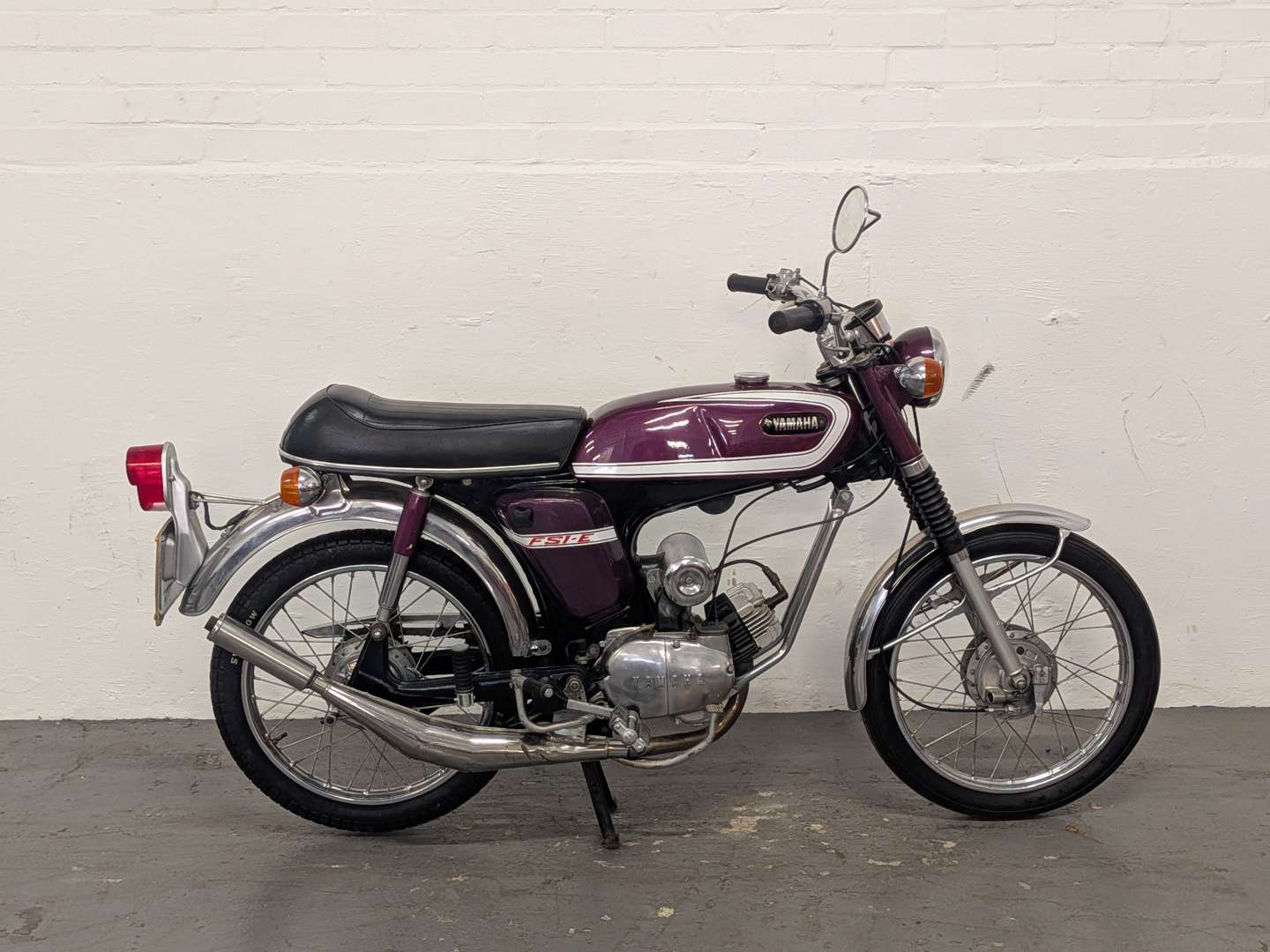 <p>1976 YAMAHA FS1E</p>