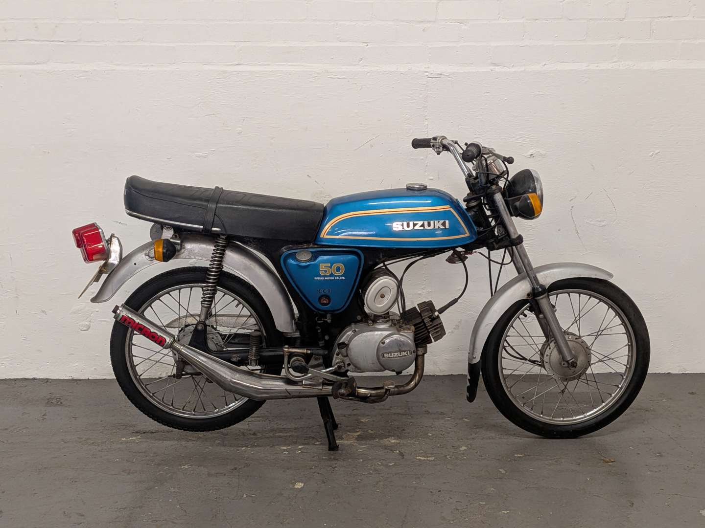 <p>1977 SUZUKI AP50</p>