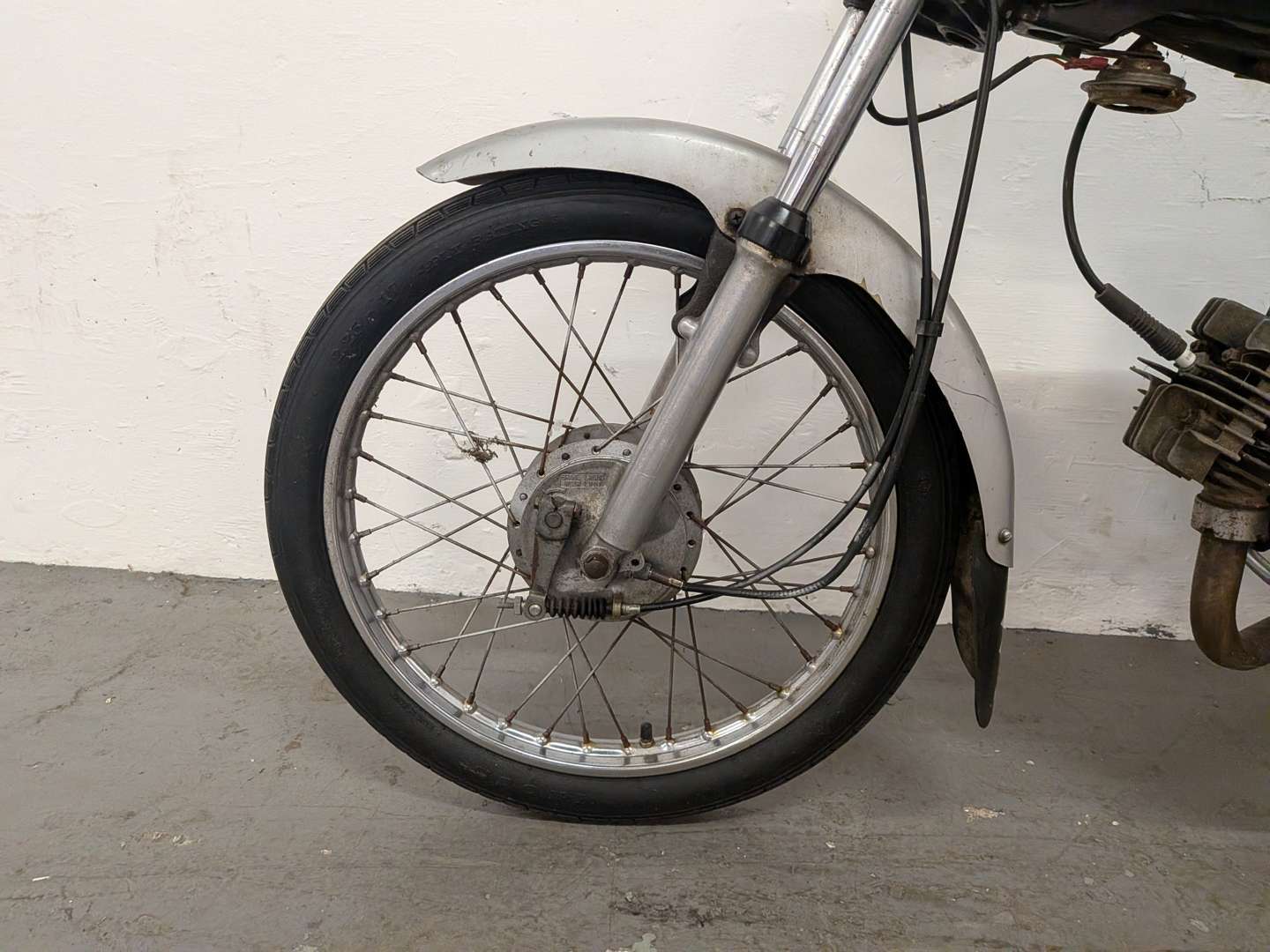 <p>1977 SUZUKI AP50</p>
