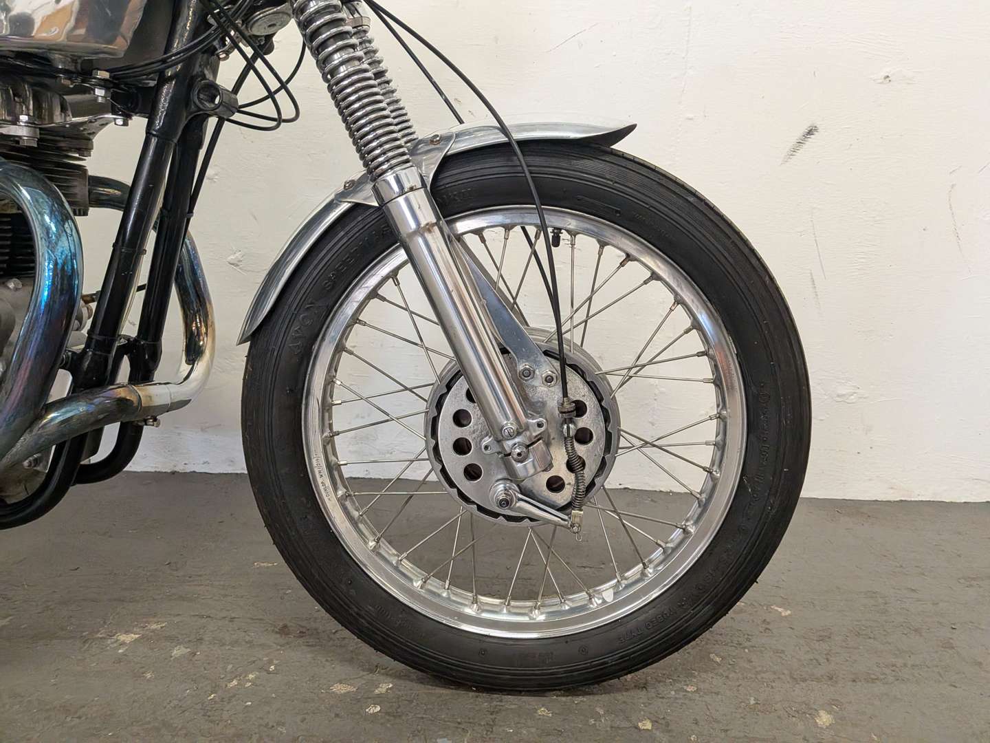 <p>1962 AJS 650 MODEL 31 CAFE RACER</p>