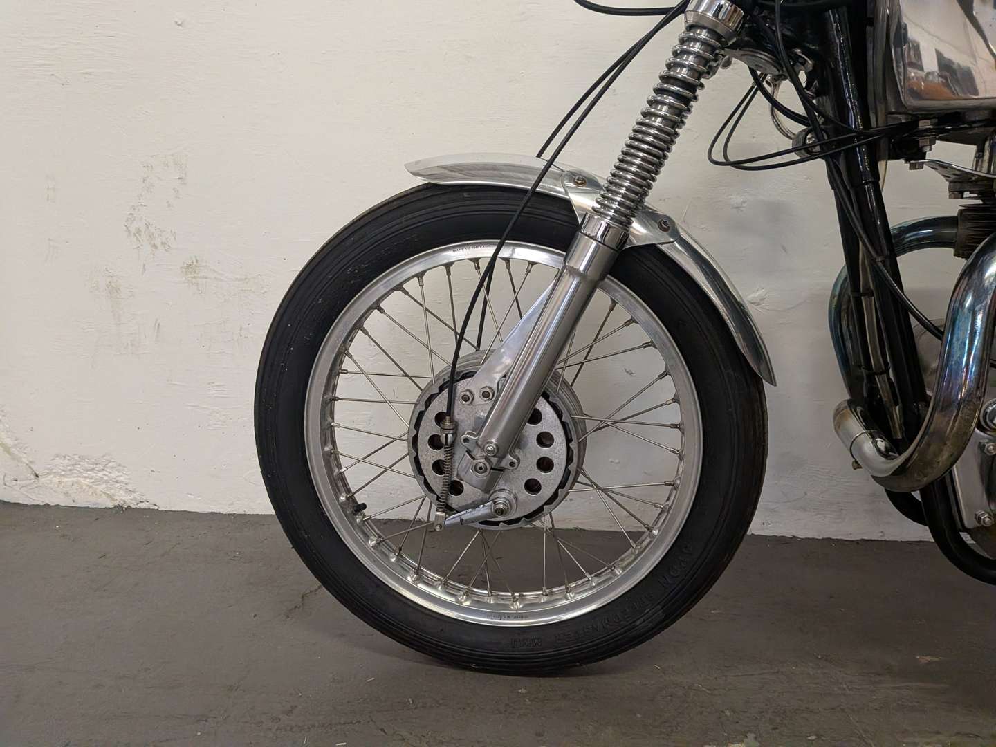 <p>1962 AJS 650 MODEL 31 CAFE RACER</p>