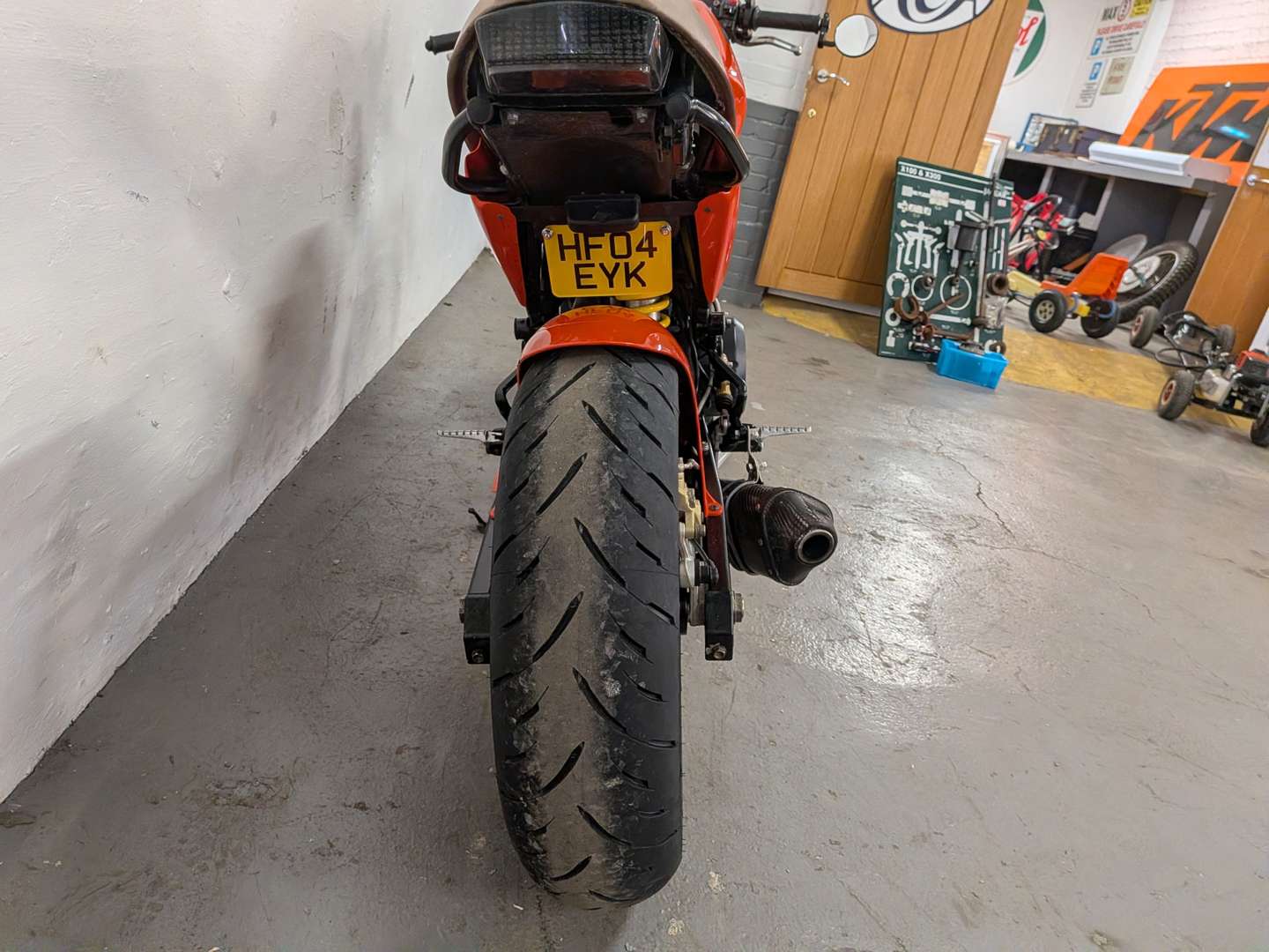 <p>2004 DUCATI M800 DARK 03</p>