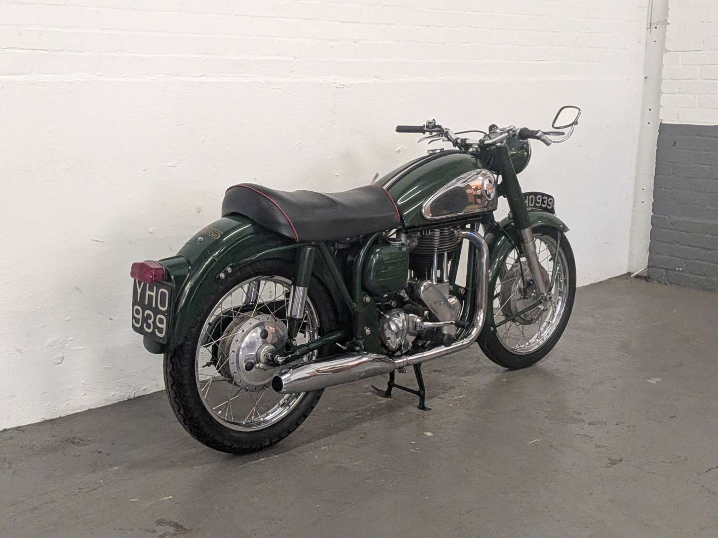 <p>1960 NORTON MODEL 50</p>