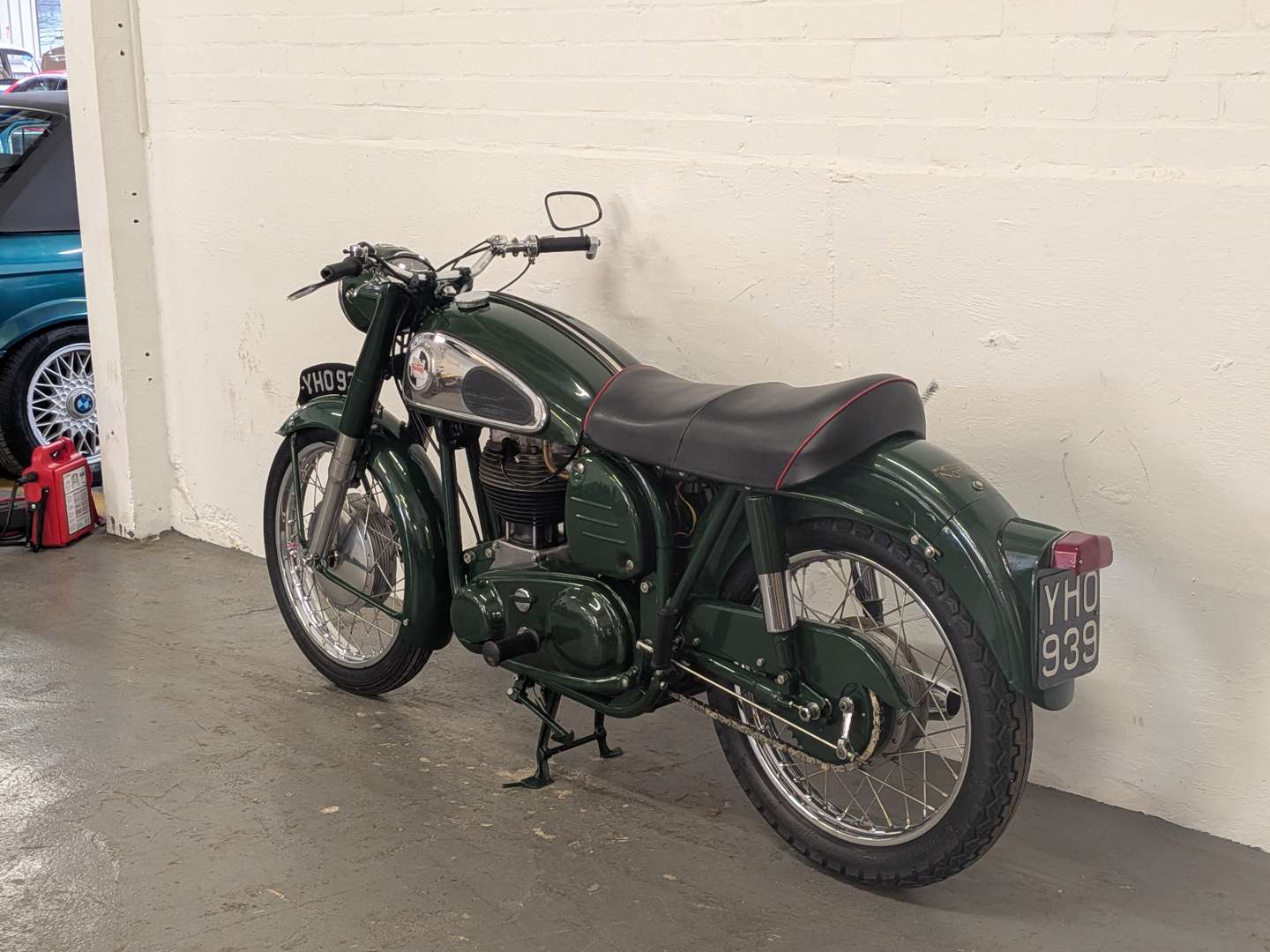 <p>1960 NORTON MODEL 50</p>