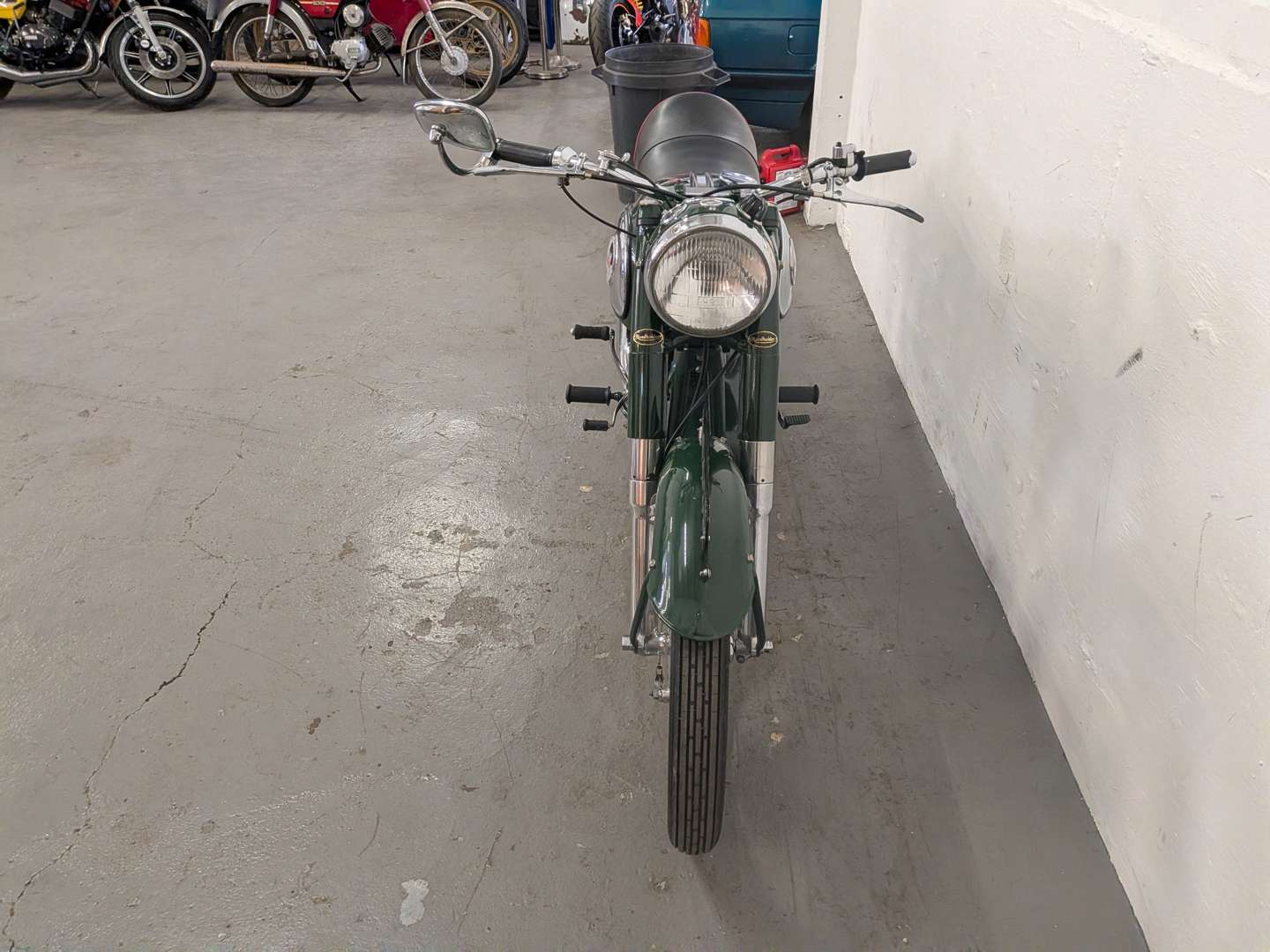 <p>1960 NORTON MODEL 50</p>