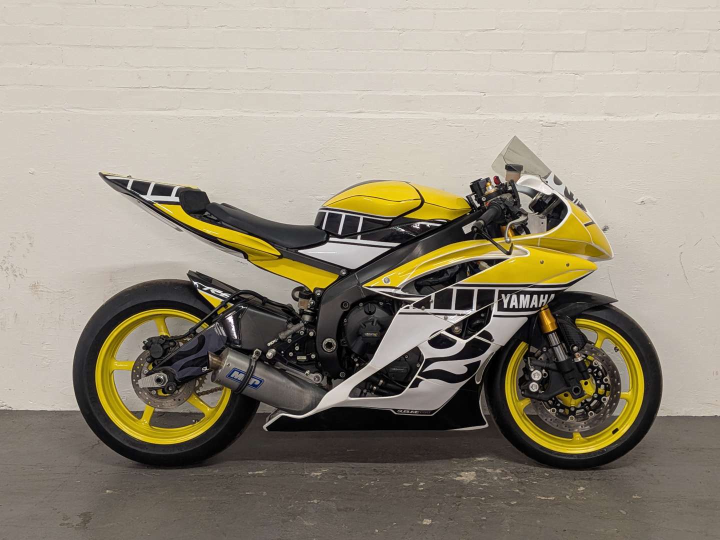 <p>2013 YAMAHA R6 TRACK BIKE</p>