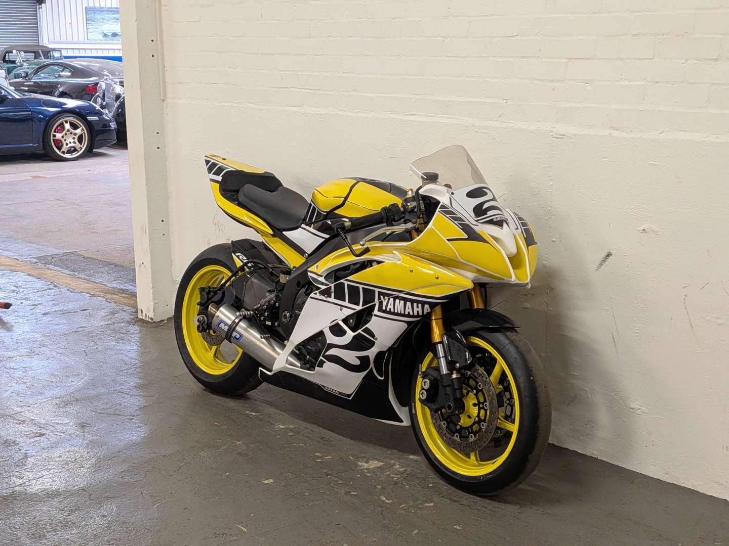 <p>2013 YAMAHA R6 TRACK BIKE</p>