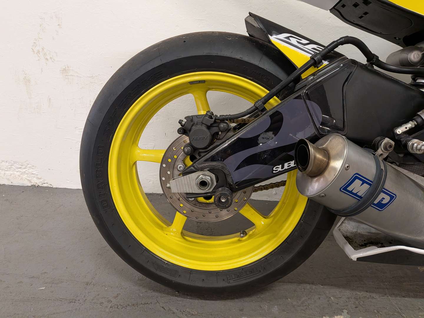 <p>2013 YAMAHA R6 TRACK BIKE</p>