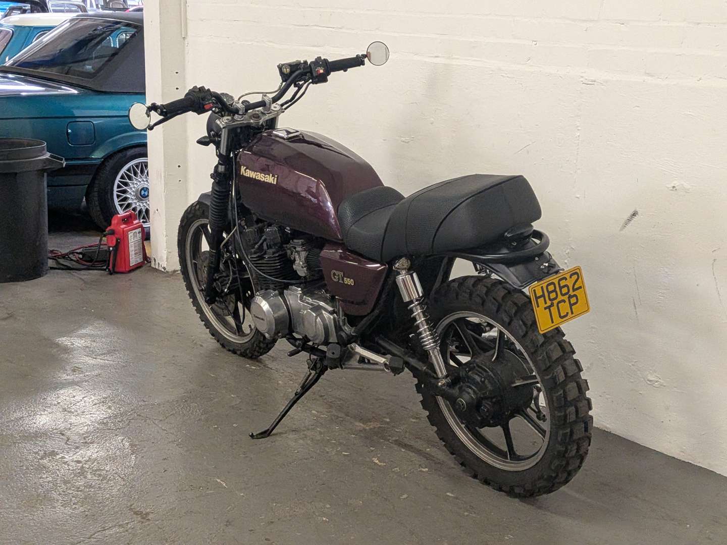 <p>1990 KAWASAKI GT550 G4</p>