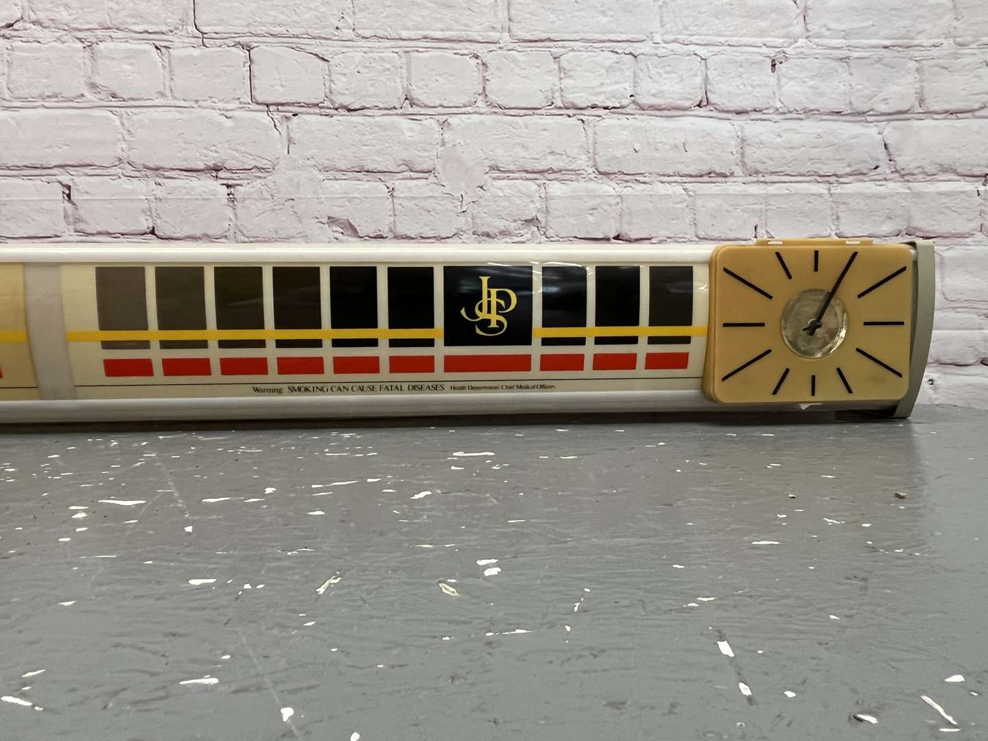 <p>John Players Special 1970's Illuminated Sign With Built In Clock a/f</p>