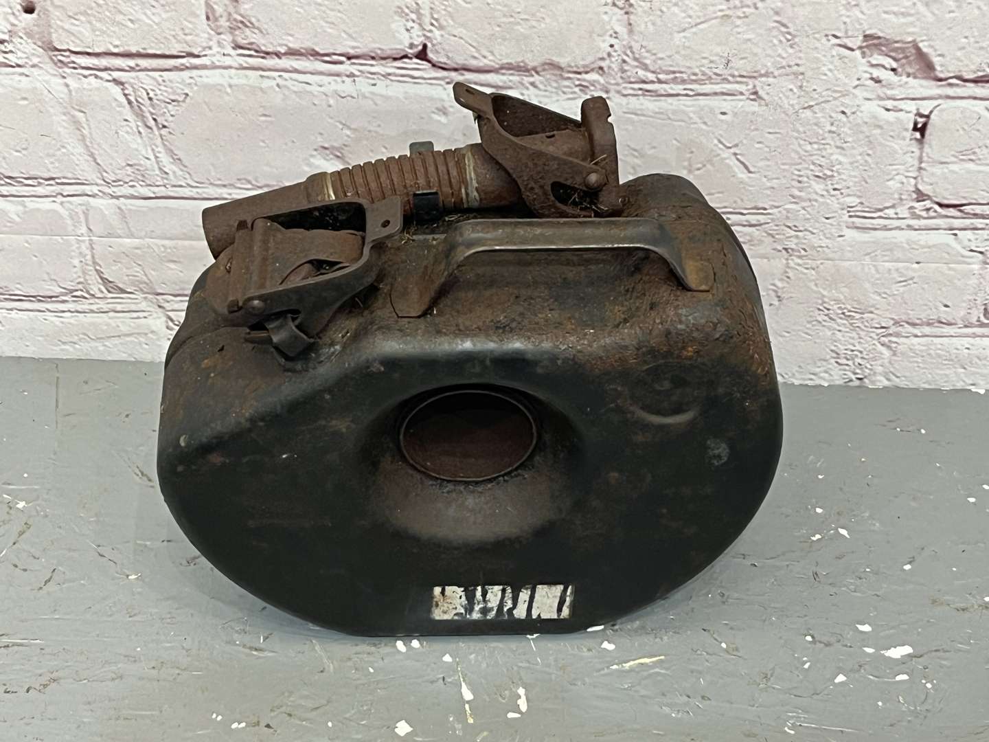 <p>BMW Bellino Rare Fuel Can</p>