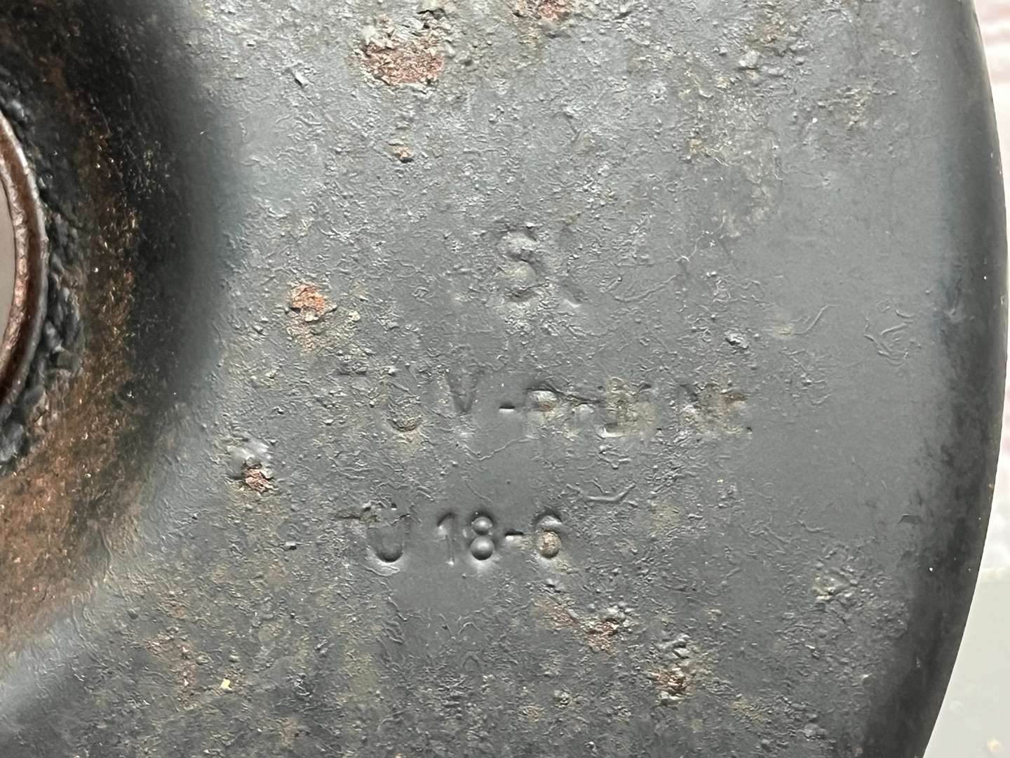 <p>BMW Bellino Rare Fuel Can</p>