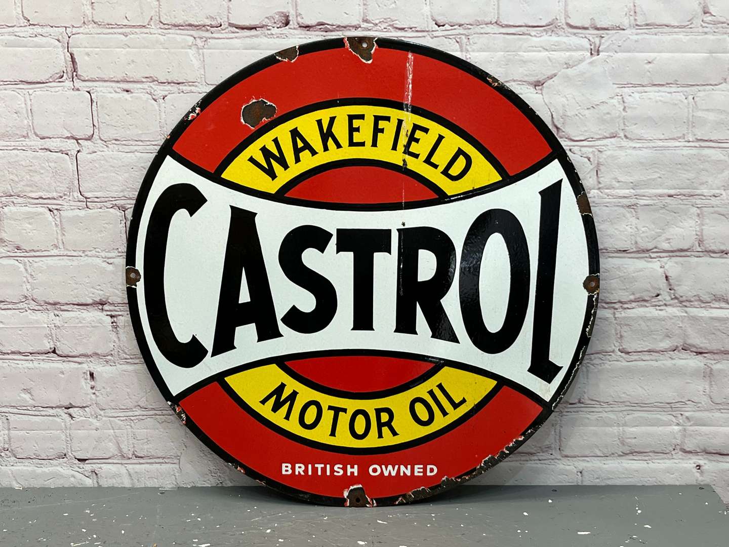 <p>Castrol Wakefield Motor Oil Circular Enamel Sign</p>