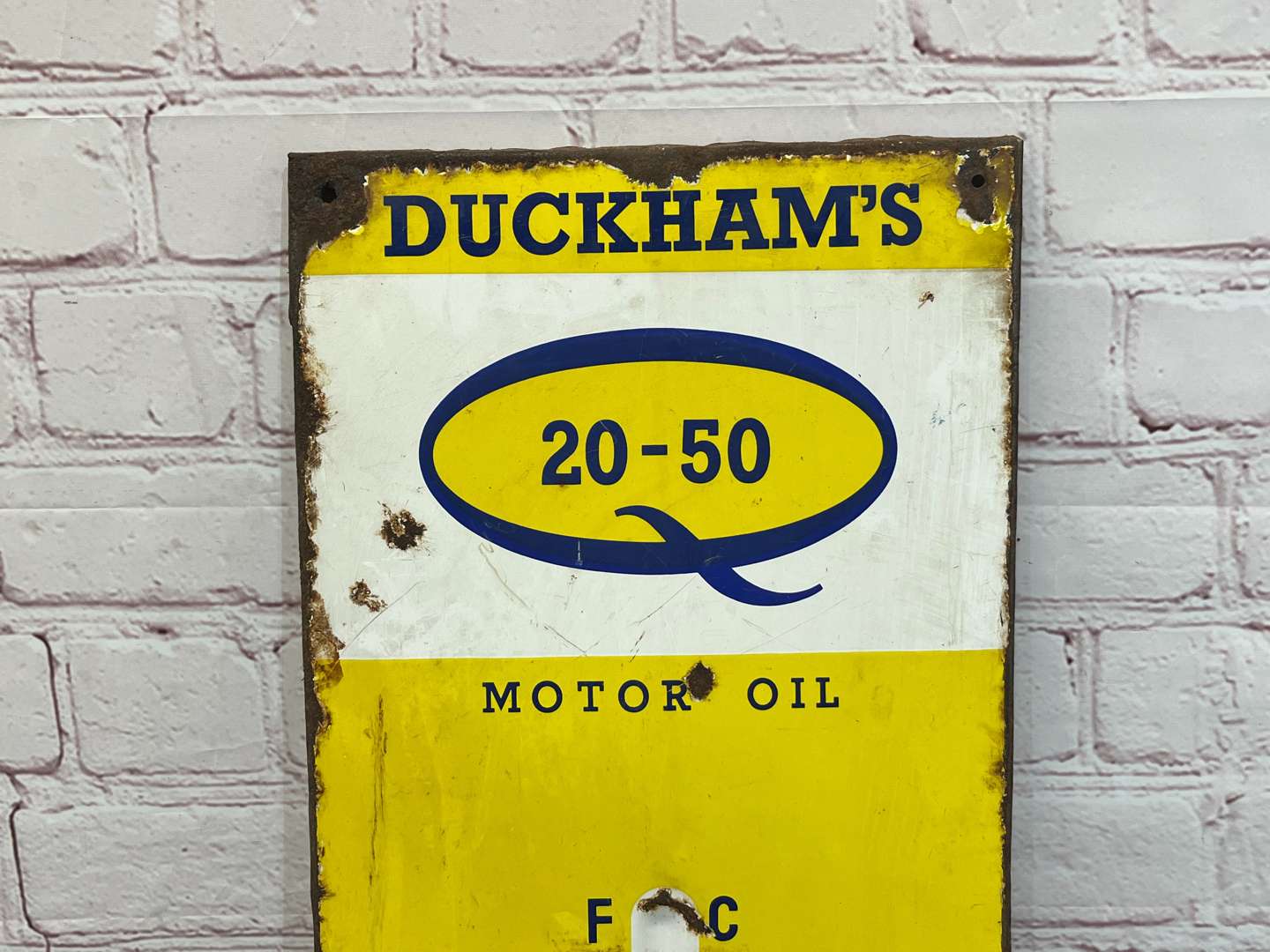 <p>Duckhams Q20-50 Enamel Thermometer Sign a/f</p>