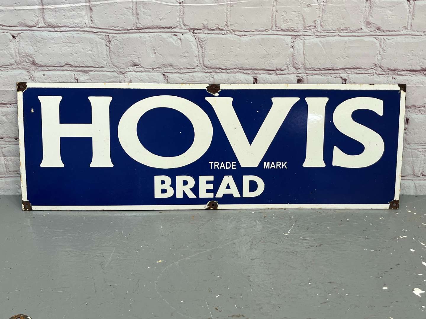 <p>Hovis Bread Enamel Sign</p>