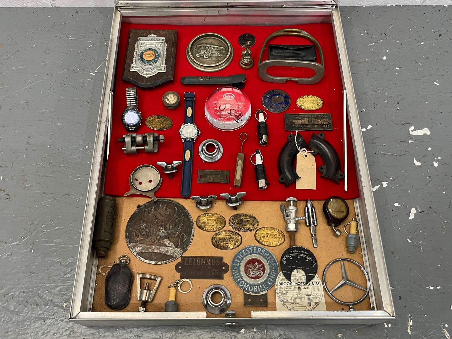 <p>Autojumblers Lot In a Display Case</p>