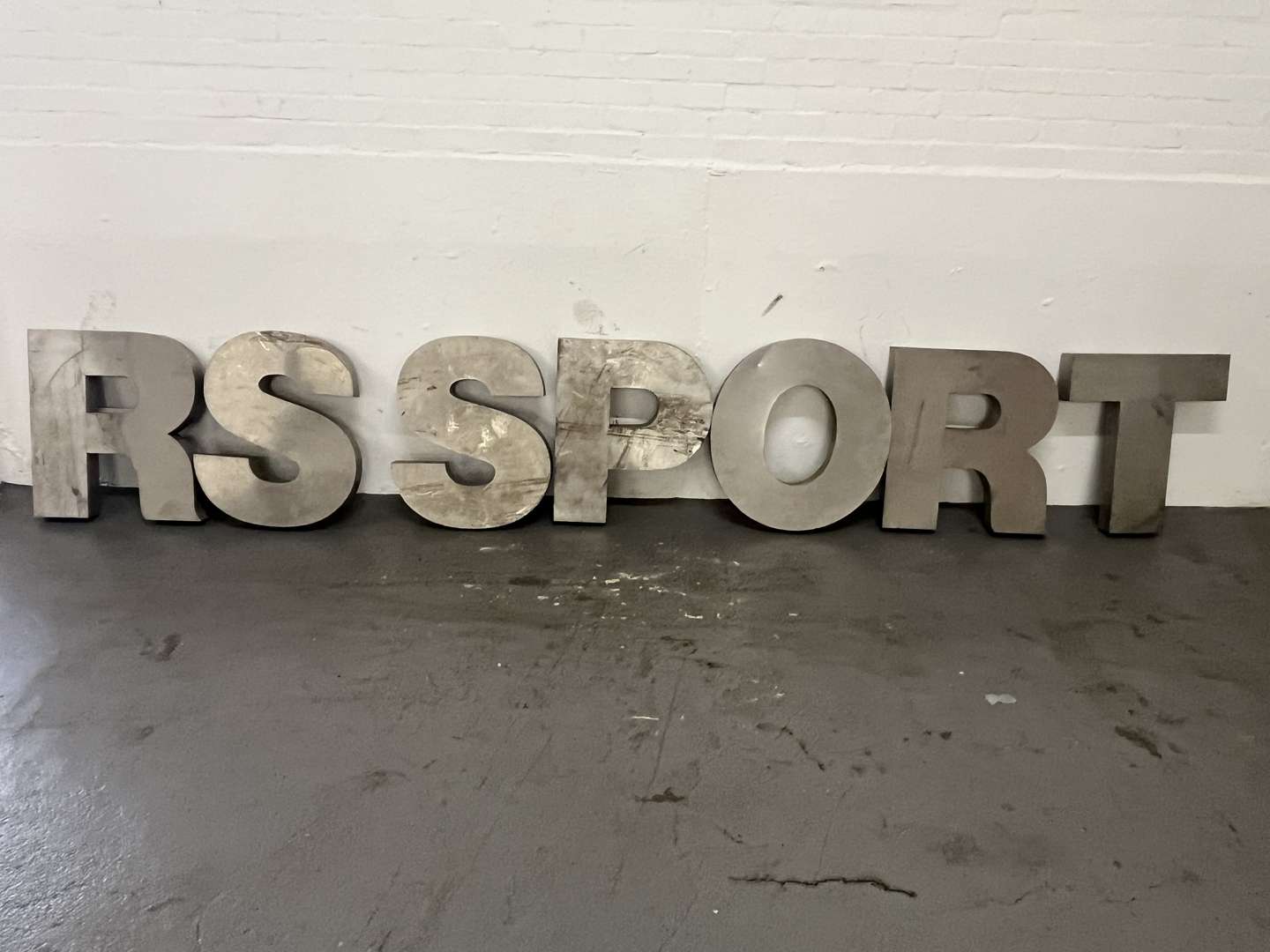 <p>RS SPORT Steel Individual Letters</p>