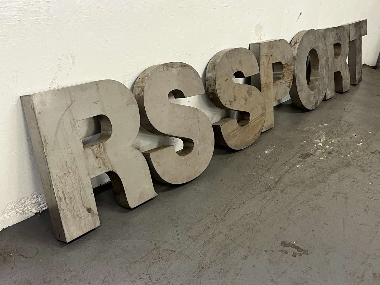 <p>RS SPORT Steel Individual Letters</p>