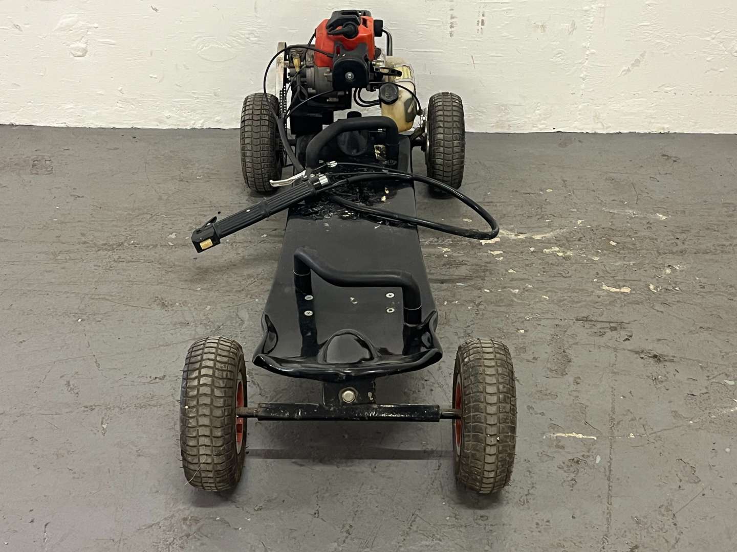 <p>Petrol Powered Skate Board</p>