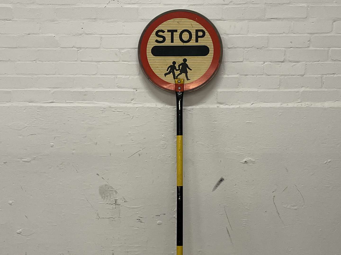 <p>School Crossing Lolly Pop Pole Sign</p>