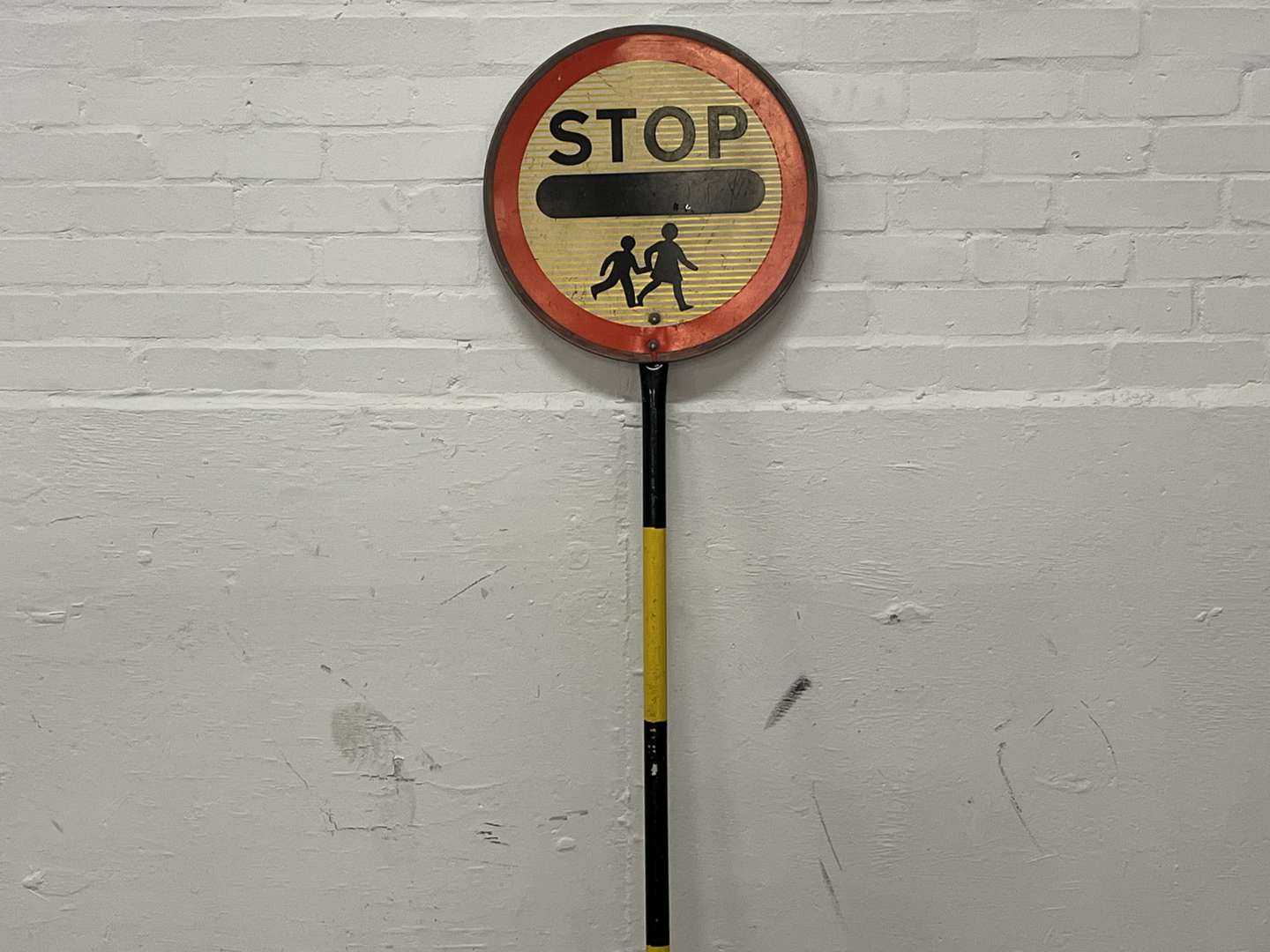 <p>School Crossing Lolly Pop Pole Sign</p>