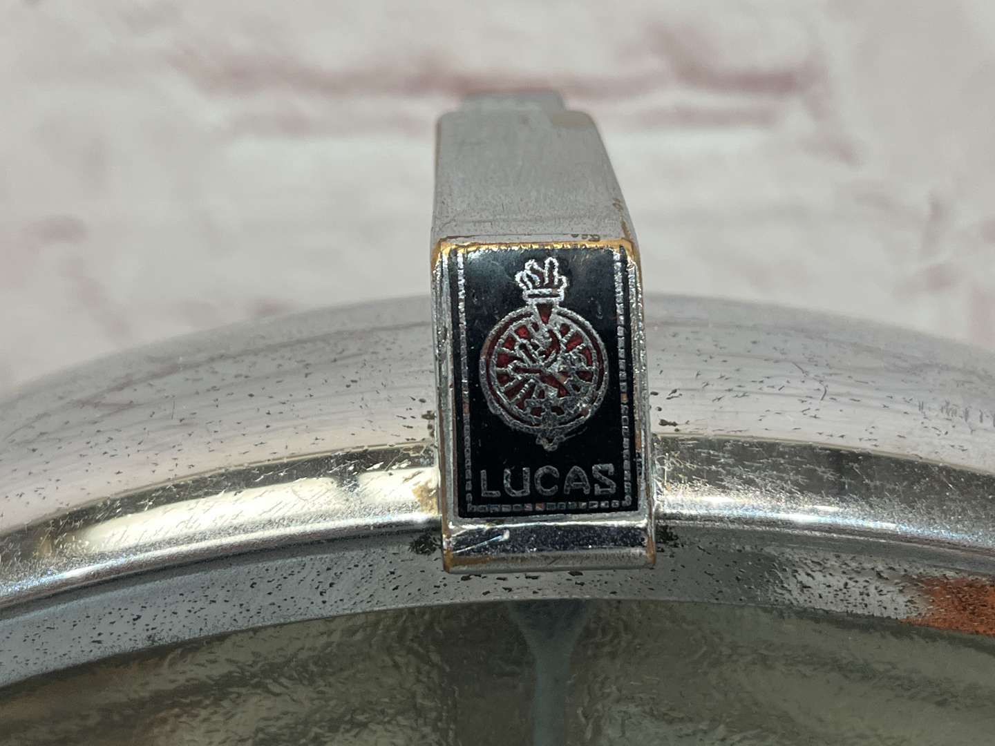 <p>Pair of P100 Lucas Headlights</p>