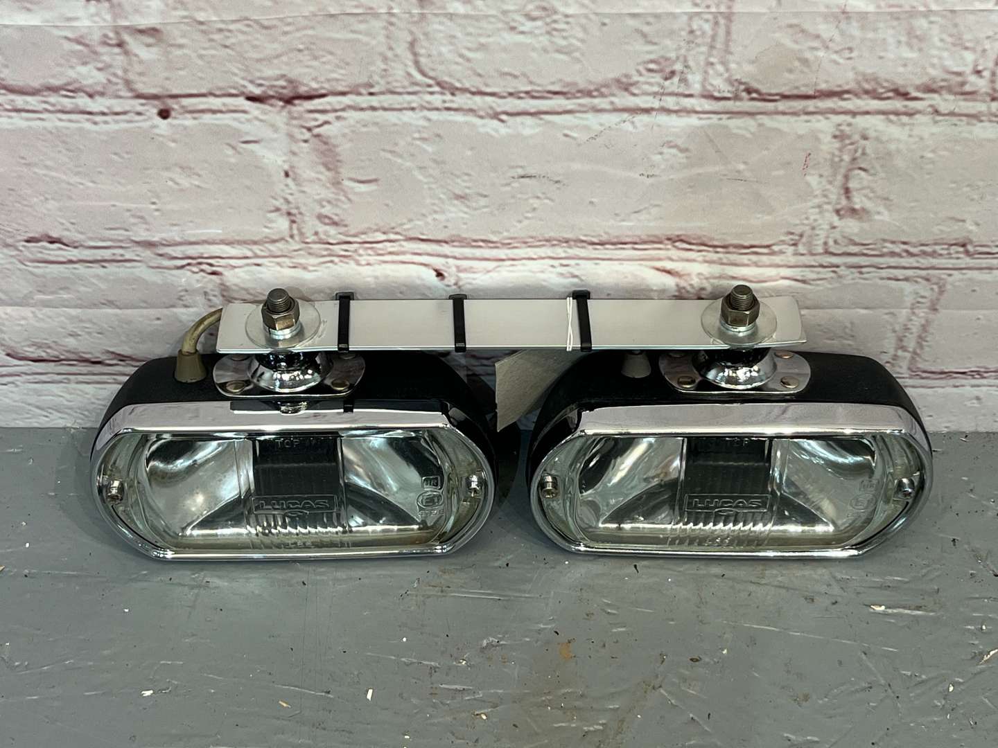 <p>Pair of Lucas Square Eight Spot Lights</p>