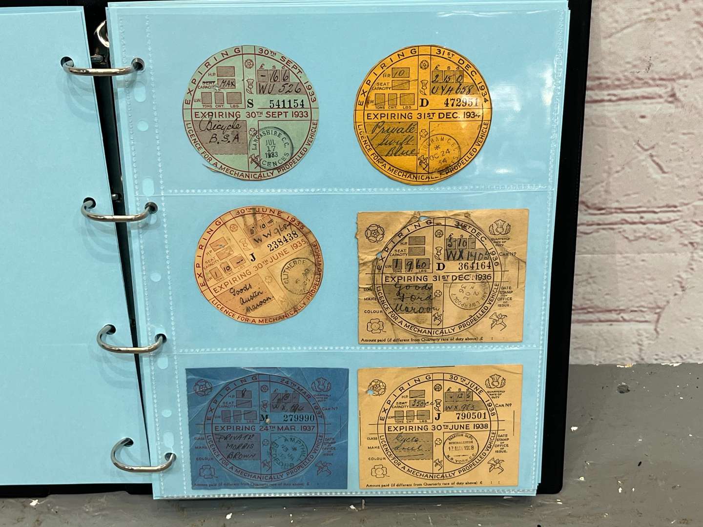 <p>Folder of Vehicle Tax Discs from 1921 - 2015 Disc For Every Year</p>