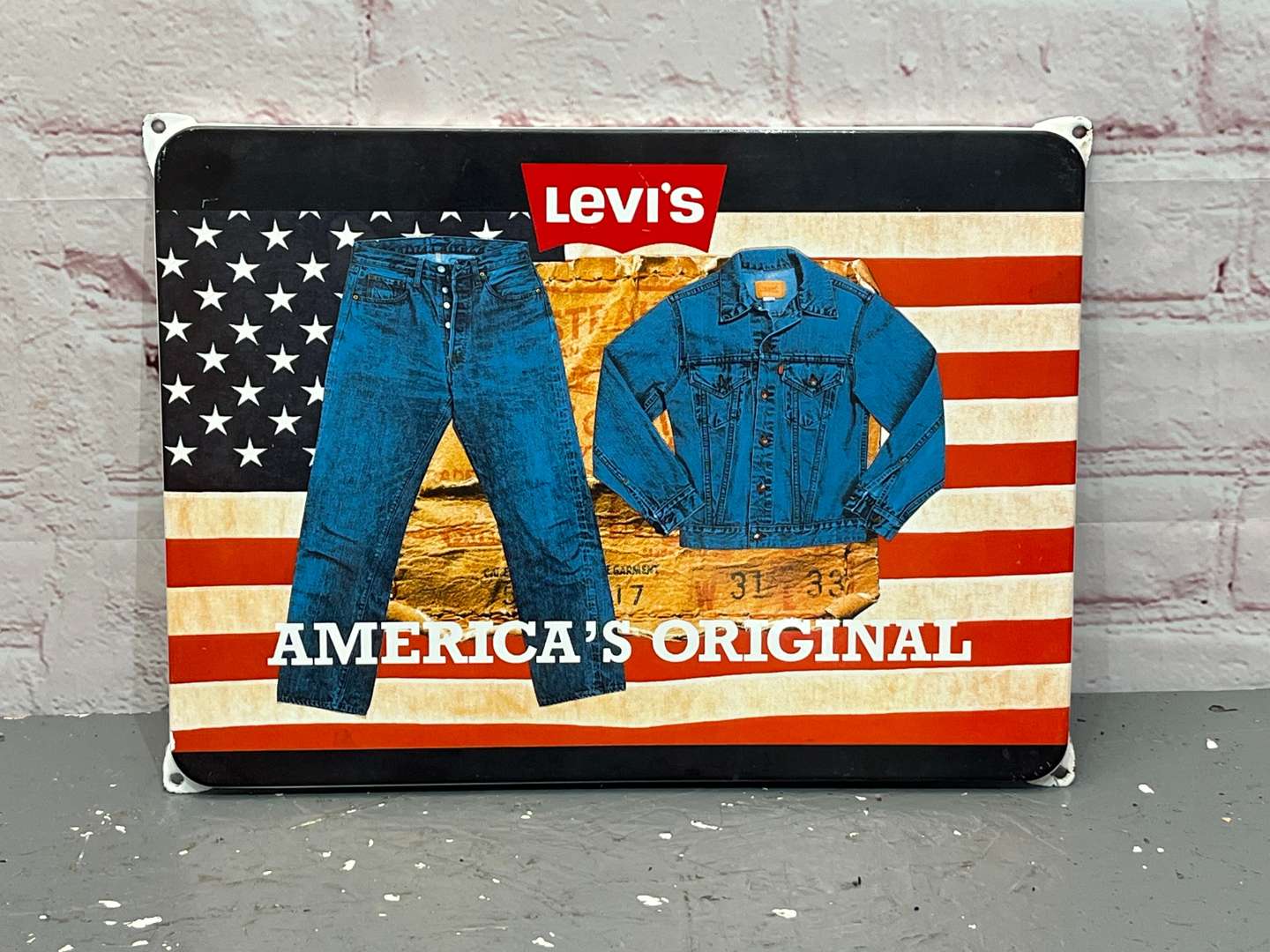 <p>Levi's Jeans America's Original Modern Metal Sign</p>