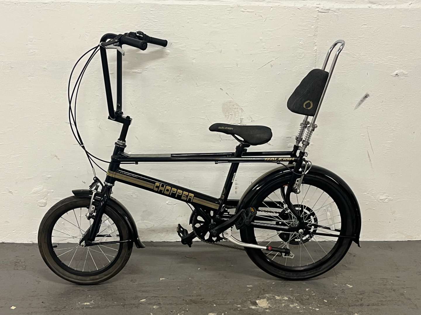 <p>JPS Liveried Special Edition&nbsp;Raleigh Chopper&nbsp;</p>