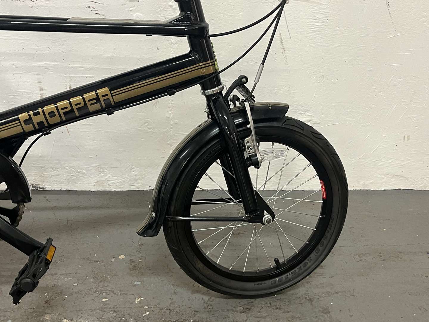 <p>JPS Liveried Special Edition&nbsp;Raleigh Chopper&nbsp;</p>