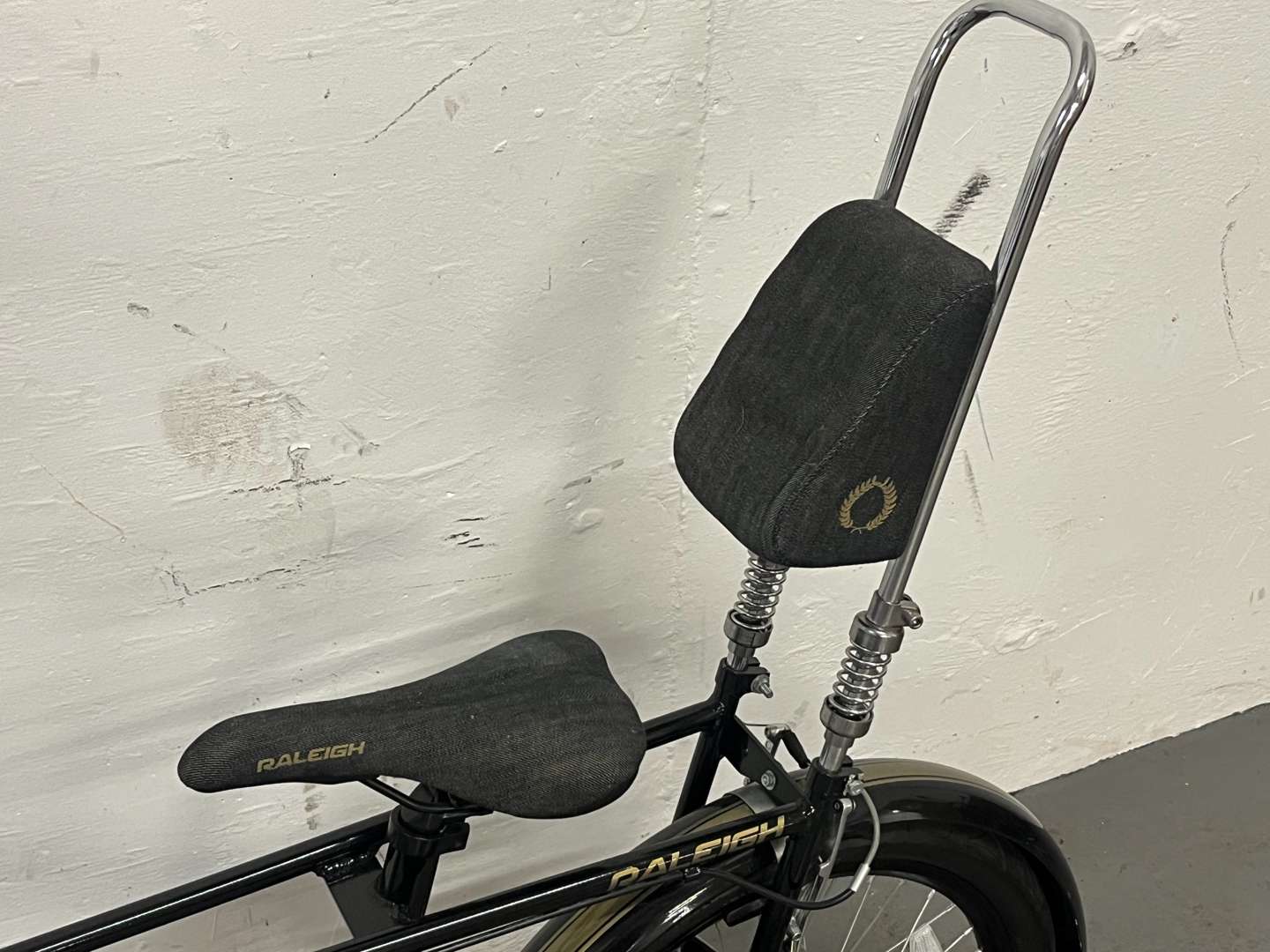 <p>JPS Liveried Special Edition&nbsp;Raleigh Chopper&nbsp;</p>