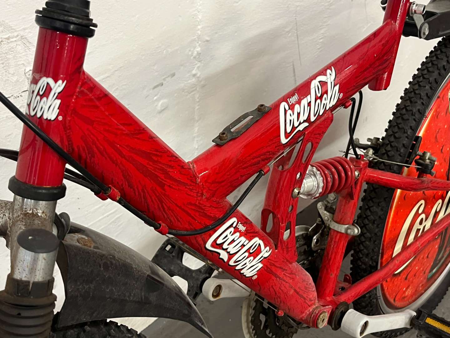 <p>Coca-Cola Liveried Limited Edition Mountain Bike</p>