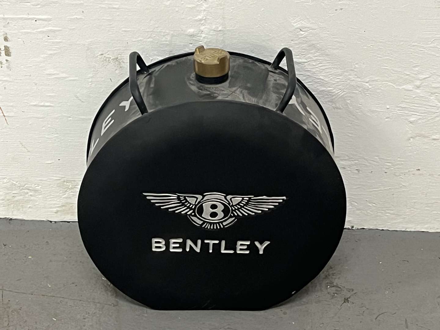<p>Bentley Modern Two Handled Fuel Can</p>