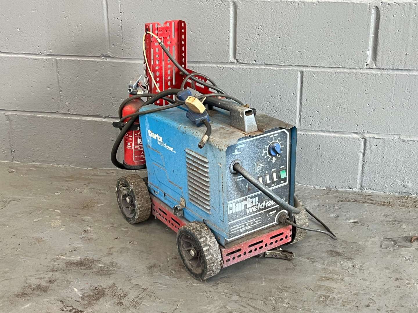 <p>Clarke Weld 120E Welder on a Trolley</p>