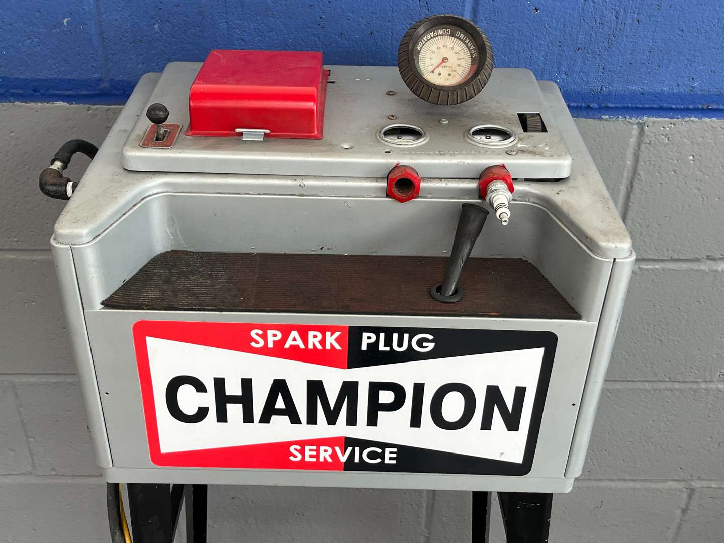 <p>Champion Spark Plug Cleaner</p>