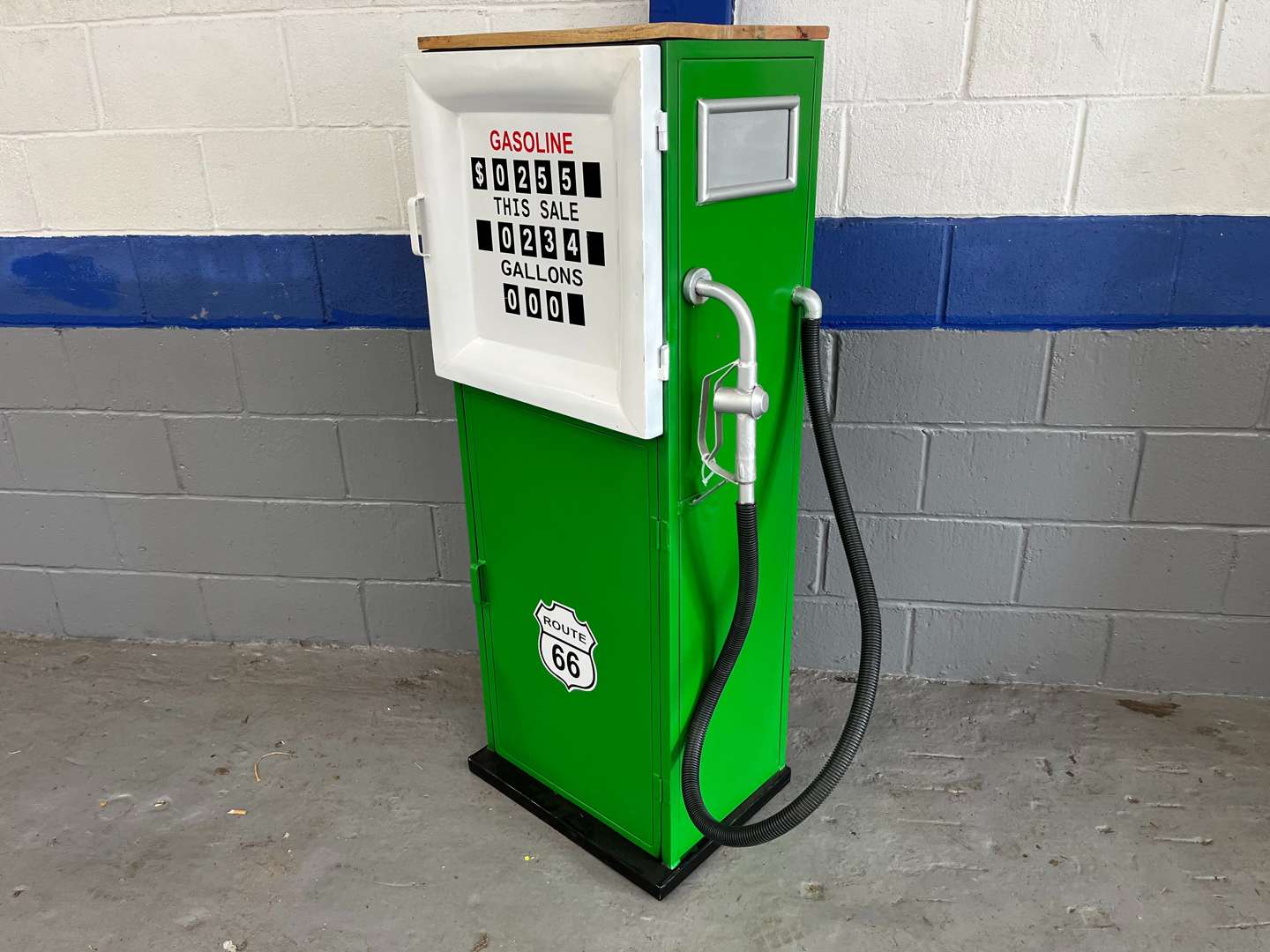 <p>Petrol Pump Styled Metal Modern Drinks Cabinet &nbsp;</p>