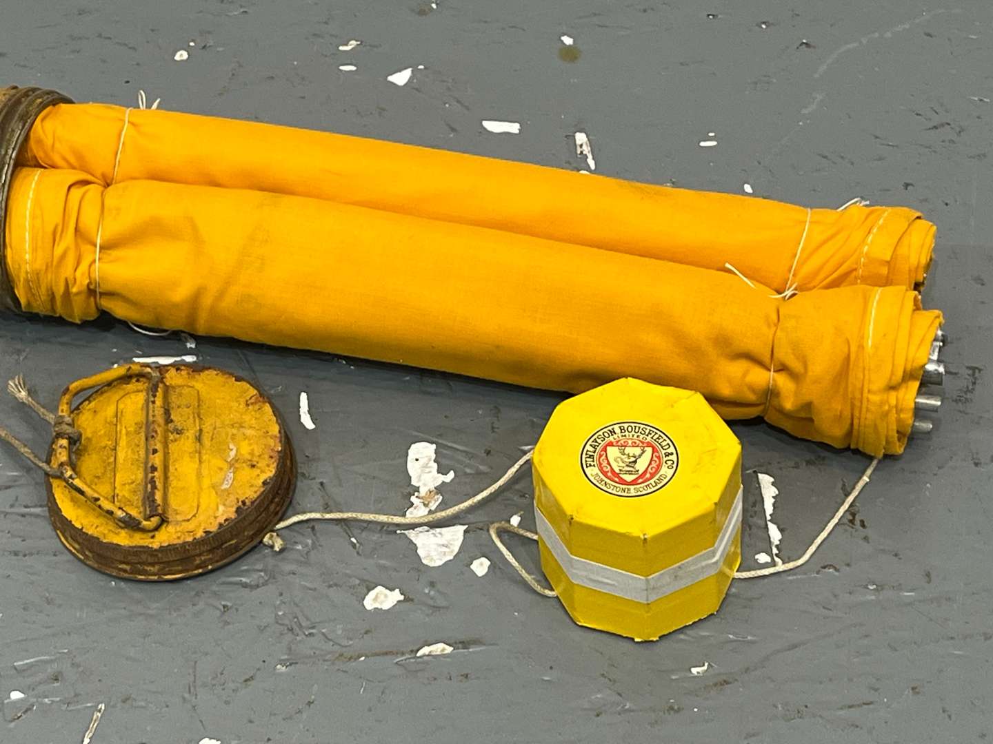 <p>WWII RAF Air Sea Rescue Box Kite (Unused)&nbsp;</p>