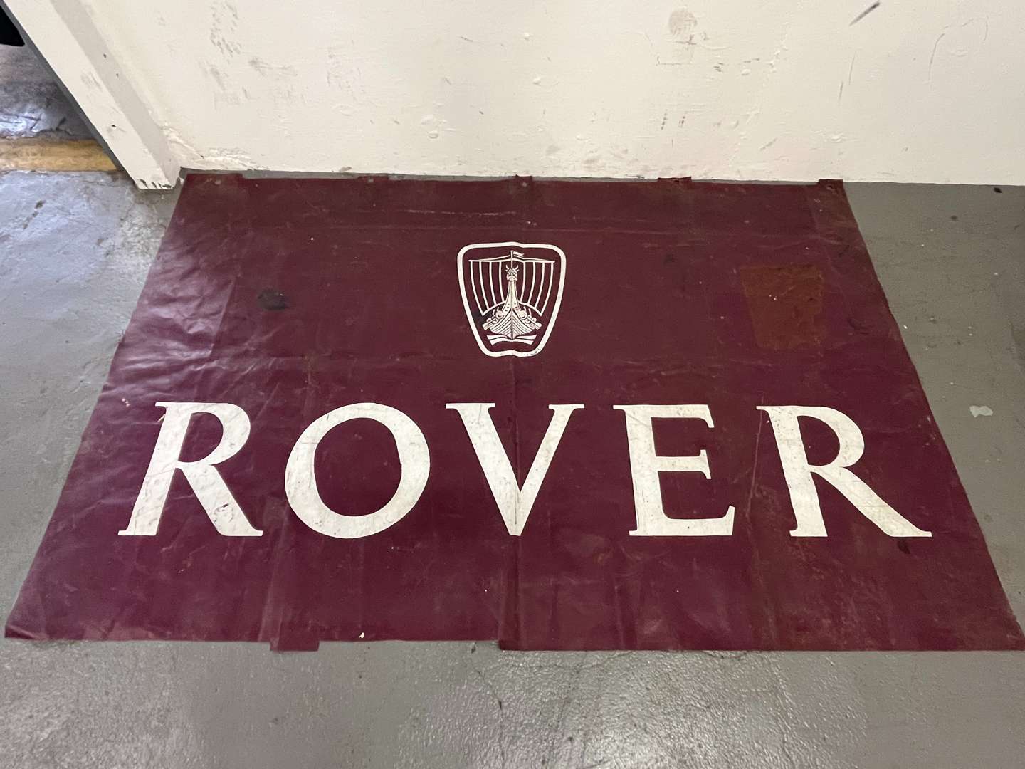 <p>Large Original Rover Dealership Banner&nbsp;</p>