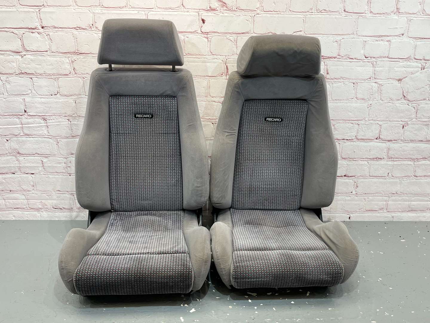 <p>Pair of Recaro Front Seats</p>