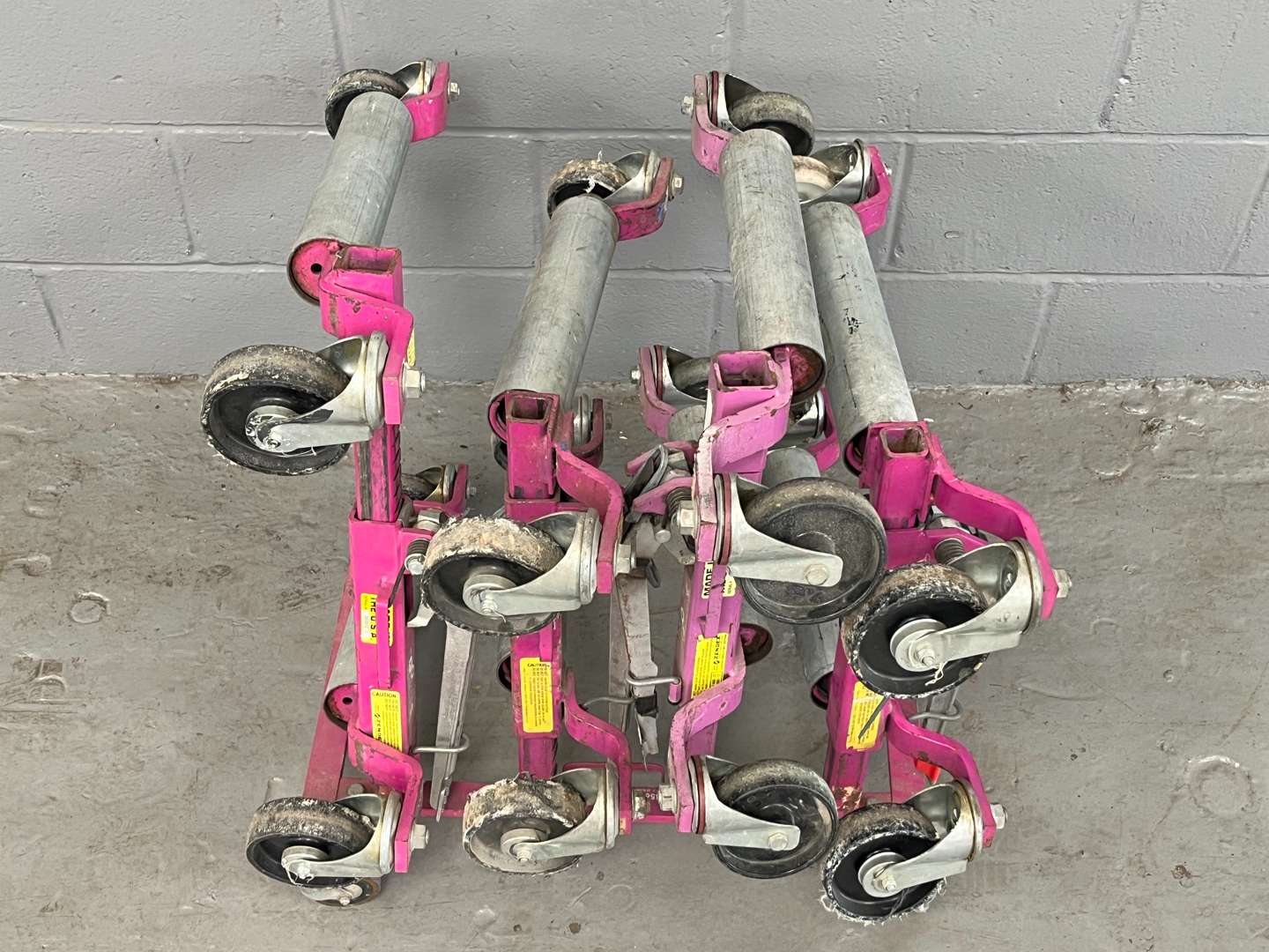<p>Set of Four Go Go Jaks & Stand</p>