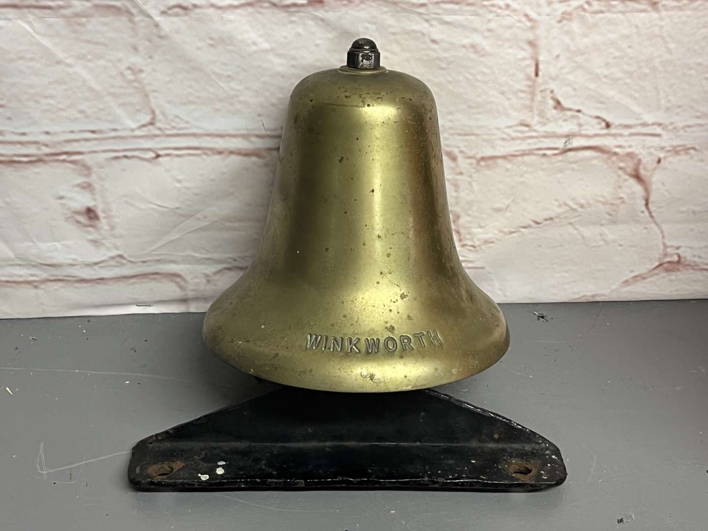 <p>Original Winkworth Brass Police Bell</p>