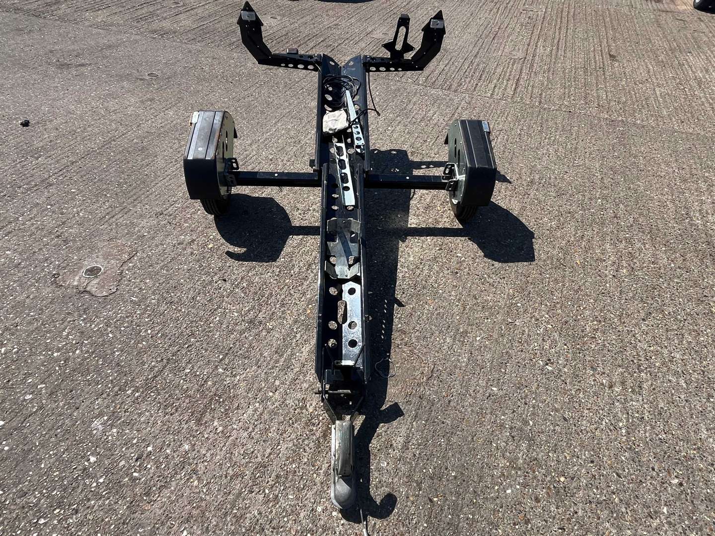 <p>Single Axle Motorbike Trailer&nbsp;</p>