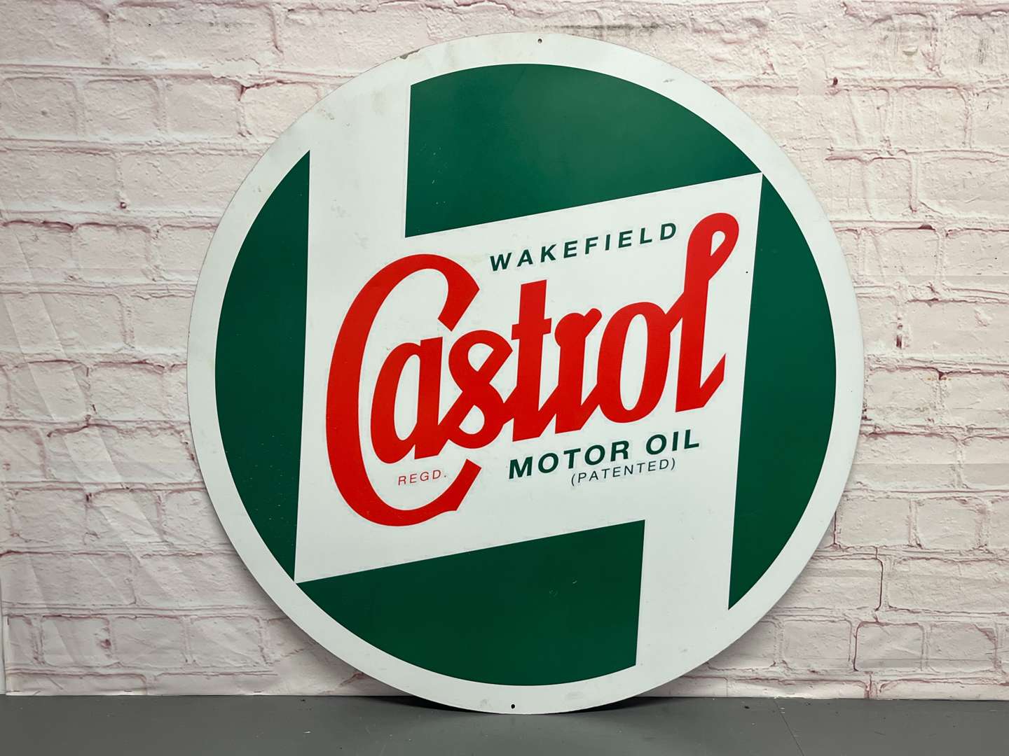 <p>Castrol Motor Oil Large Metal Sign</p>