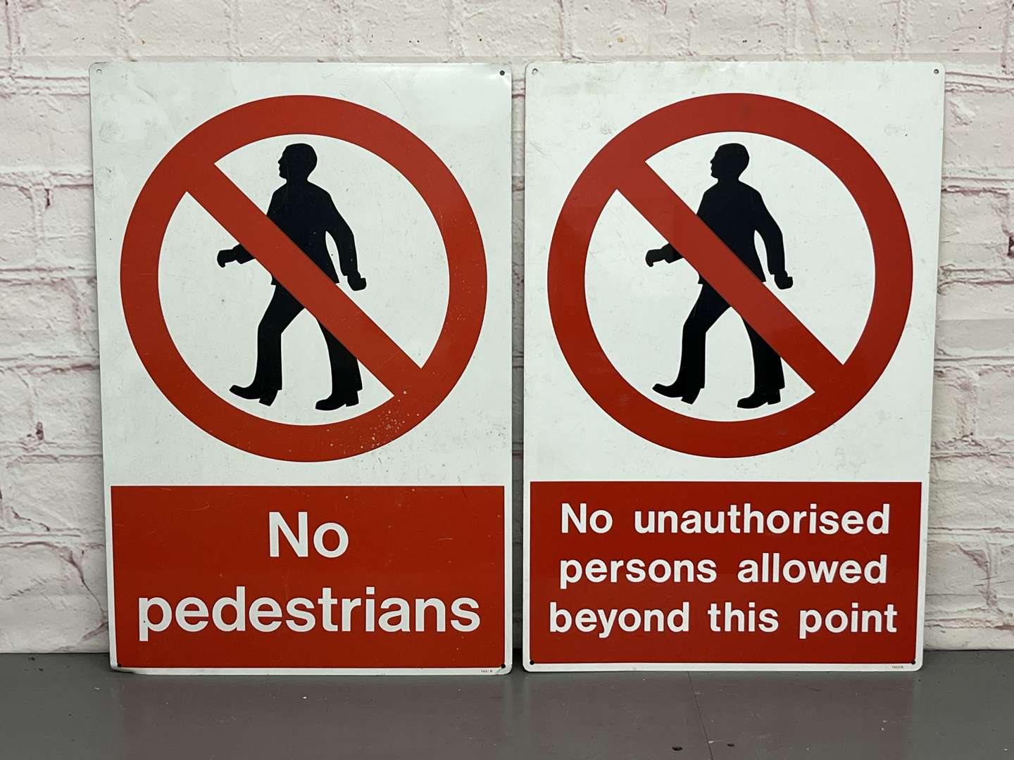 <p>Two Pedestrian Warning Signs on Aluminium Board</p>
