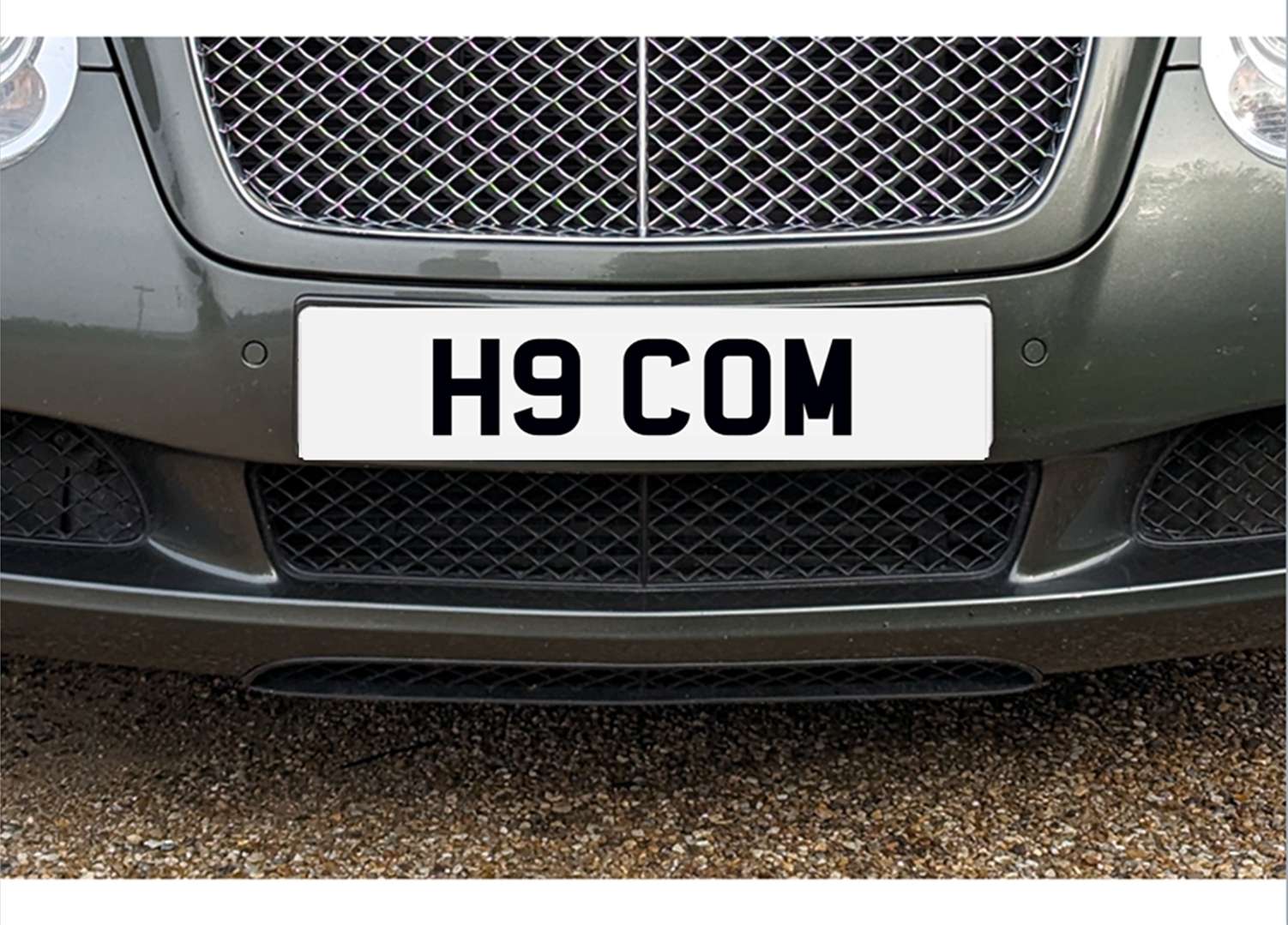 <p>&nbsp; H9 COM Registration number&nbsp;</p>
