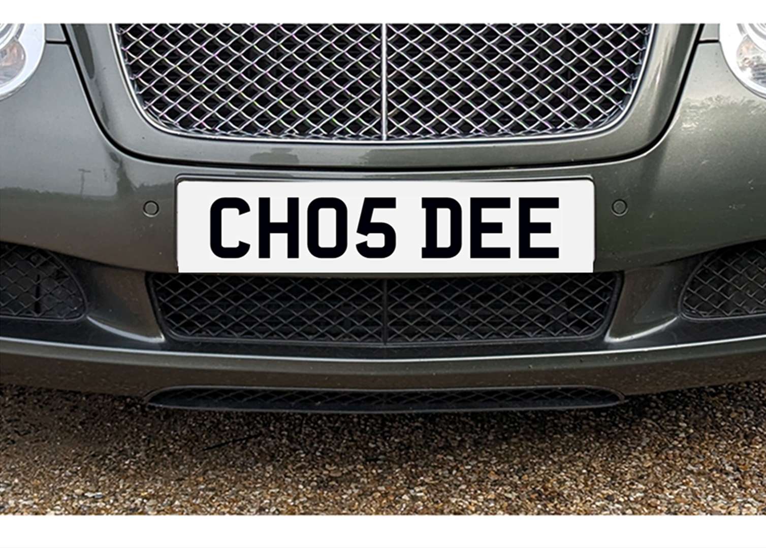 <p>&nbsp; CH05 DEE Registration number</p>