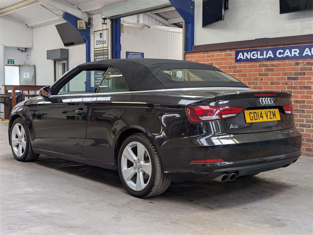 <p>2014 AUDI A3 SPORT TFSI</p>