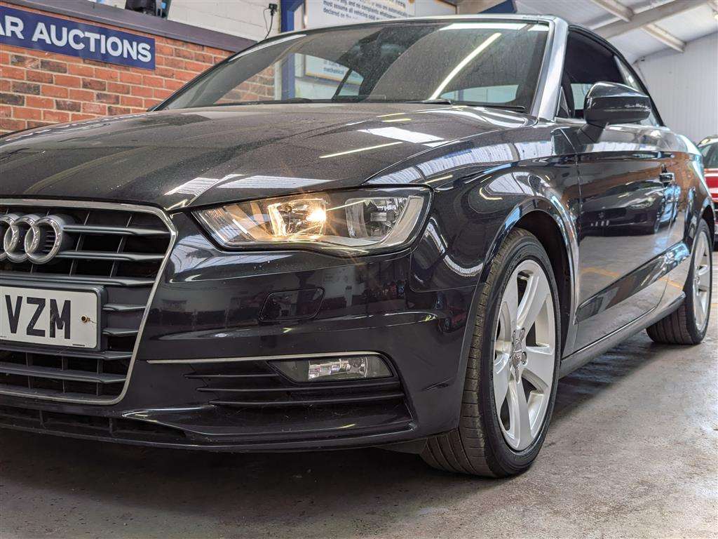 <p>2014 AUDI A3 SPORT TFSI</p>